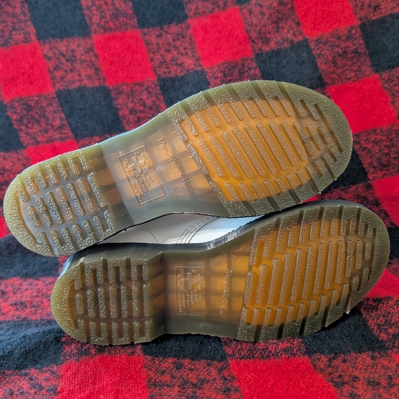 NIB Dr. Martens 1460 W - Picture 5 of 11
